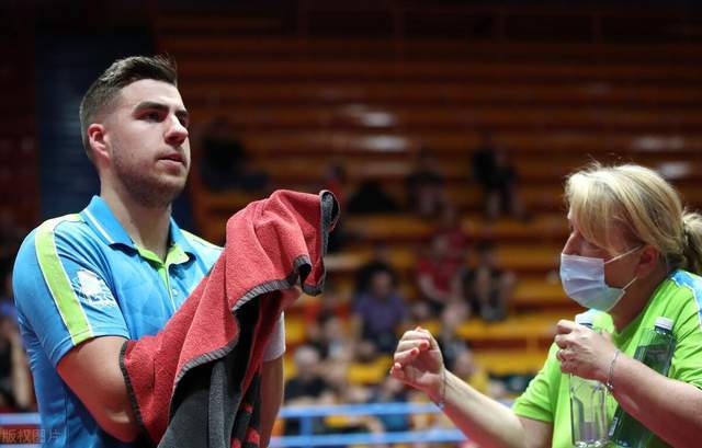 另一个因素 另一个因素