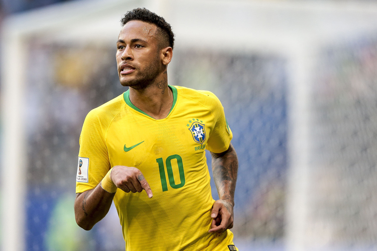 然打破了外 然打破了外