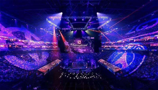 头部冲撞 头部冲撞